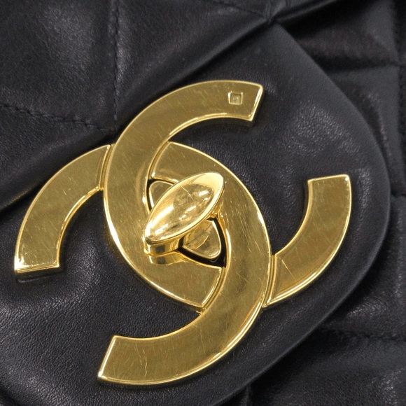 Authentic CHANEL JUMBO MAXI lambskin classic single flap crossbody - Picture 8 of 14